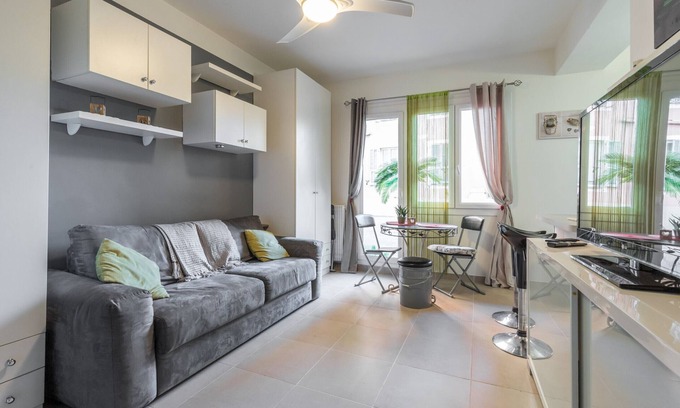 Quartier du Port Apartment | Cozy Studio at Nice Port