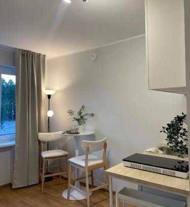 Lillekula Apartment | Cozy Studio by Kristiine Centre