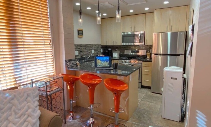 Downtown Park City Apartment | Cozy Studio - Heart of Downtown w/Rooftop Views!