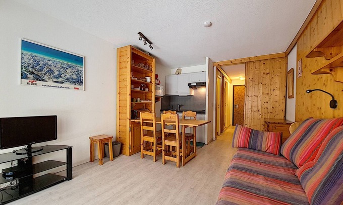 Val-d'Isere Apartment | Cozy Studio in Central Val d'Isère · South-Facing Balcony · Close to Slopes
