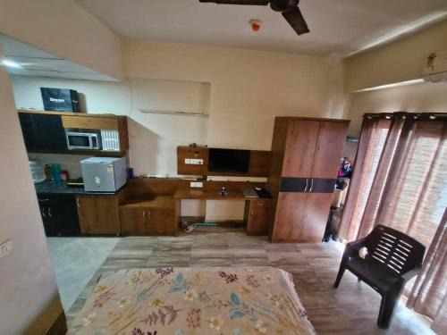 Greater Noida Apartment | Cozy studio