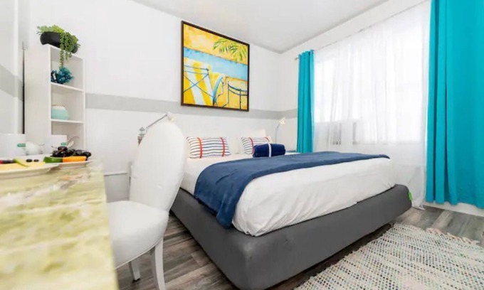 North Beach Apartment | Cozy Studio in North Beach