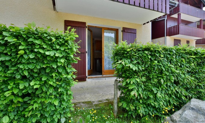 Bernex Apartment | Cozy Studio Near Ski Lifts and Hiking Trails