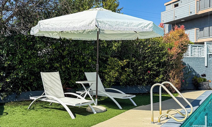 Ladera Heights Apartment | Cozy Studio Retreat with Pool – Steps from SoFi Stadium MK4-LAD