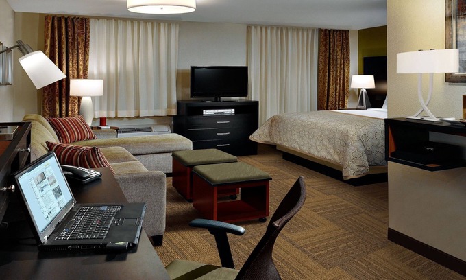 Rossford Apartment | Cozy Studio Suite Near Seagate Convention Center | Shared Indoor Pool + Free Breakfast!