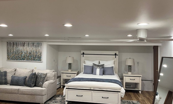 Trumbull Apartment | Cozy Studio Suite