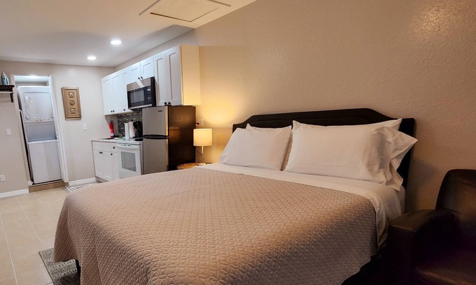 Lakeland Apartment | Cozy Studio !