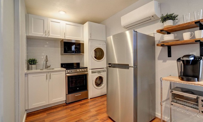 North Mountain Apartment | Cozy Studio, walk to Mountains!