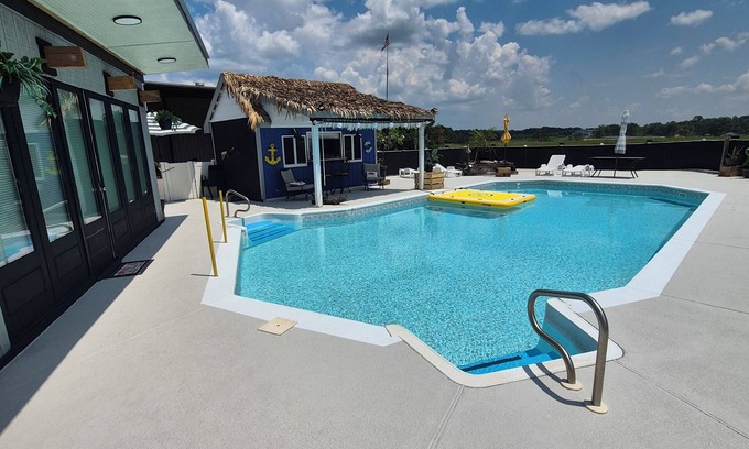 Jemison Apartment | Cozy studio with WiFi and AC in amazing Jemison