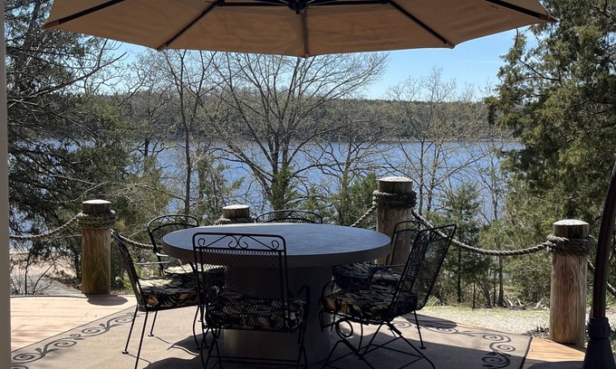 Kimberling City Cabin | Cozy Table Rock Lake Retreat