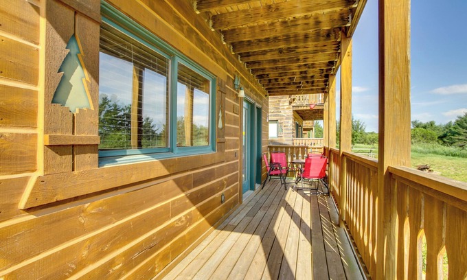 Warrens Cabin | Cozy Three Bears Resort Cabin w/ Deck in Warrens!