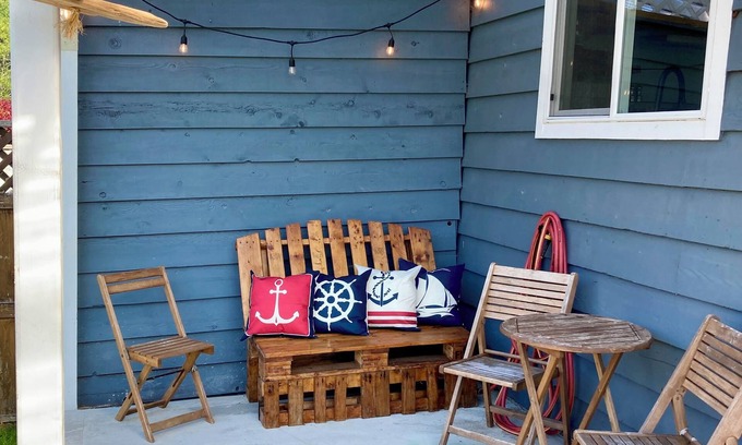 Port Hardy House | Cozy Townhome in Port Hardy