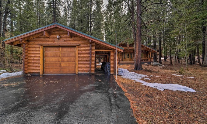 Truckee Cabin | Cozy Truckee Cabin w/ Sauna: 11 Mi to Sugar Bowl!