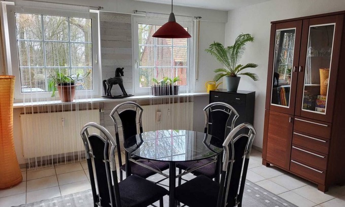 Luedinghausen Apartment | Cozy vacation apartment with garden on a horse farm
