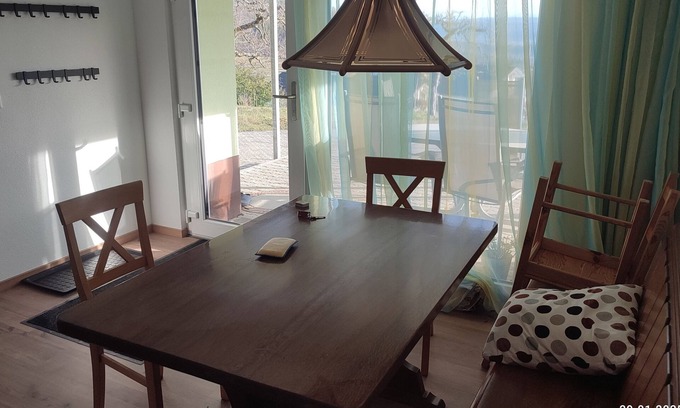Weilheim Apartment | Cozy vacation apartment with carport and view of the Alps, also for your pet