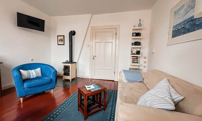 Ditzum Apartment | Cozy vacation apartment near the fishing port of Ditzum - non-smoking