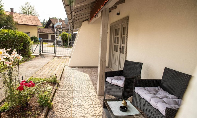 Lindbergmuhle Apartment | Cozy vacation home (52sqm) with terrace and space for 4 people