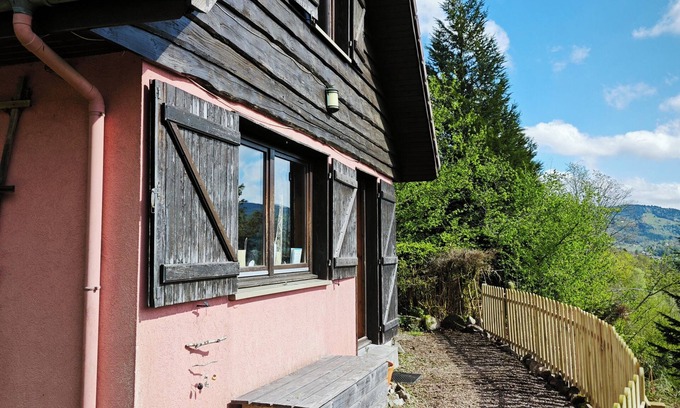 Le Menil House | Cozy Vosges vacation home by the forest with impressive panoramic views