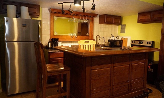 Gateway House | Cozy Walkout Basement Near Denver International Airport Bis.#2022-BFN-0022402