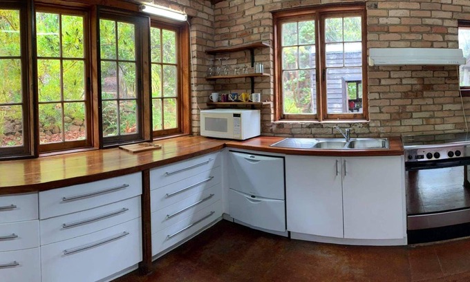 Kordabup House | Cozy wooden cottage w/firepit. Beautiful location filled with winerys