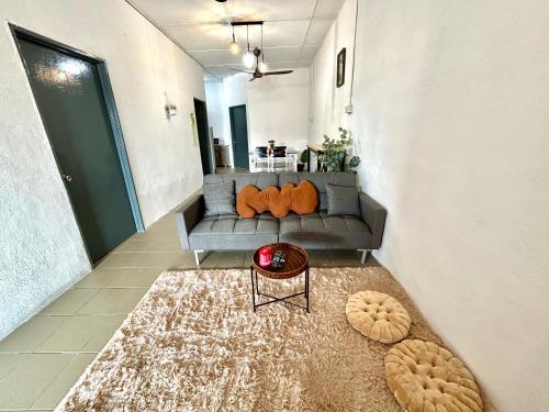 Central Seberang Perai House | Cozy33#4pax#Wifi#NearAeonAlma#20minstobatukawan