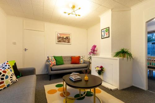 Bramcote Villa | Cozyhome-3Br-5Guest#netflix#parking#garden