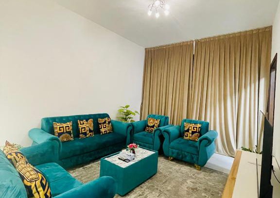 Al Barsha 1 Apartment | COZYHOME In dubai