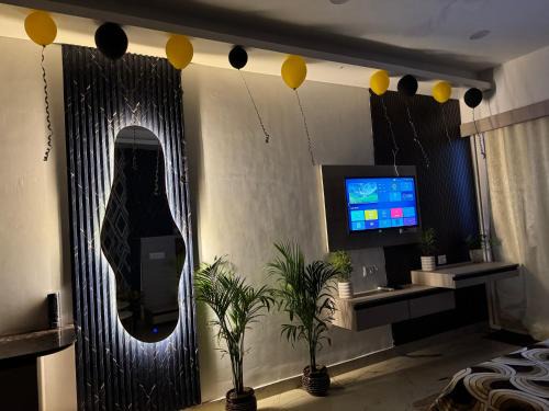 Greater Noida Apartment | Cozyness