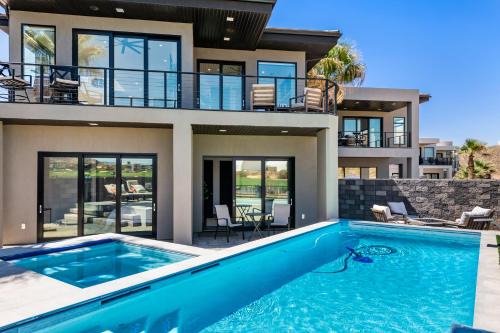 Hurricane House | CR 1582 - Luxurious Golf Haven - Pool & Spa - Stunning View