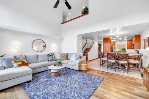 De Pere House | CR East River House
