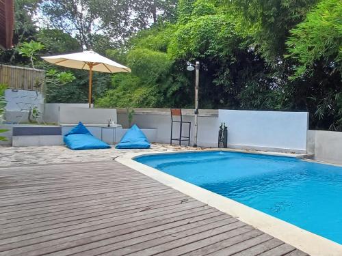 Padonan Villa | CR7 Canggu River House N Waterfall