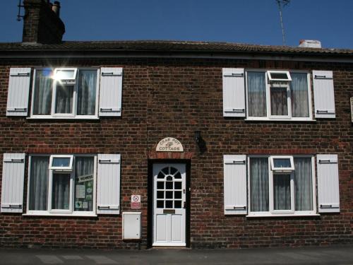 Flamborough Bed & Breakfast | Crab pot cottage