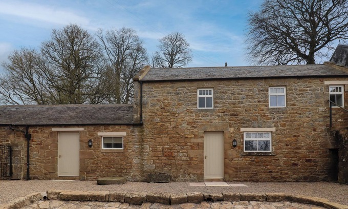 Hallington Cottage | CRAGG LODGE, pet friendly, with open fire in West Woodburn