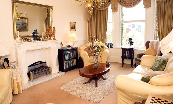 Caldercruix Bed & Breakfast | Craig Park House