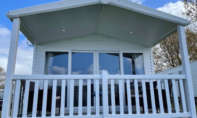 Ayr Apartment | Craig Tara Bayview luxury Retreat