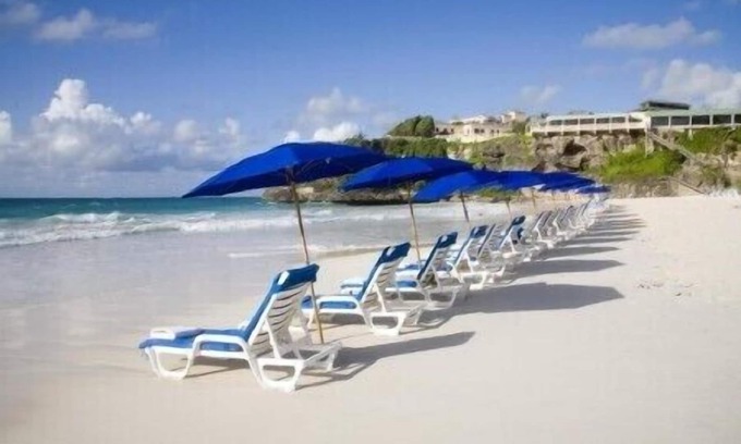 Diamond Valley Condo | Crane Beach - one bedroom with plunge pool - Christmas week available