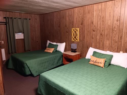 Springfield Hotel | Crawford Motel