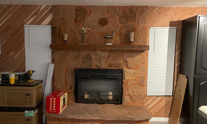 Kanab Other | Crazy Horse - APT 1
