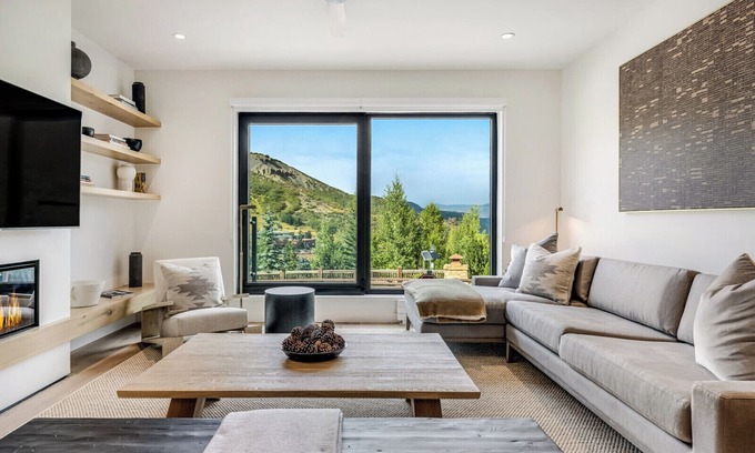 Snowmass Village Condo | CRBC-NEW CONSTRUCTION-Snowmass Village! LUXE Ski in/Ski out! Pool/Slide, Hot Tub