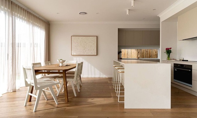 Bahrs Scrub House | CreamElegance: Brand-new Luxury 4BR Ex-DisplayHome