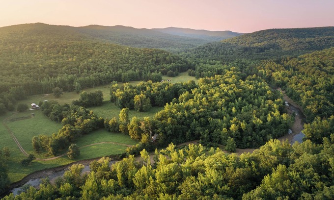 Pettigrew Cabin | Creek Cottage, in the Ozarks!