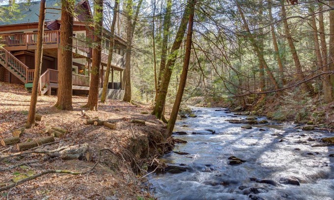 Walnut Mountain House | Creek Haven