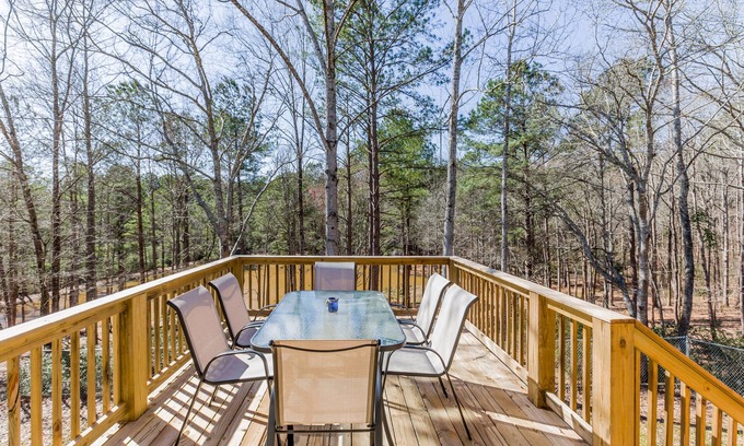 LaGrange House | Creek Lodge - LaGrange's Best Kept Secret