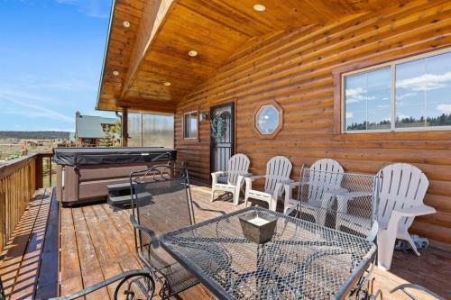 Duck Creek Village House | Creek Sanctuary Hot Tub and Fire Pit