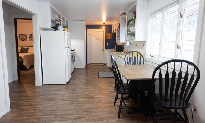 Ketchikan House | Creekside Cottage