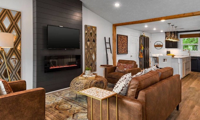 Harrison Condo | Creekside Place - Pet Friendly, amenities galore & perfect central location