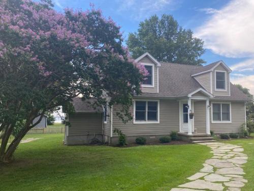 Tilghman House | Crepe Myrtle