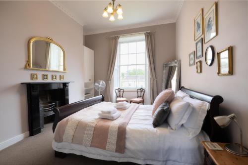 Bath Apartment | Crescent Green