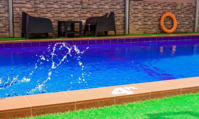 Jos Hotel | Crest Hotel