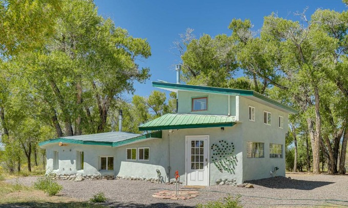 Crestone Apartment | Crestone Whimsy - Bohemian Mountain Retreat!